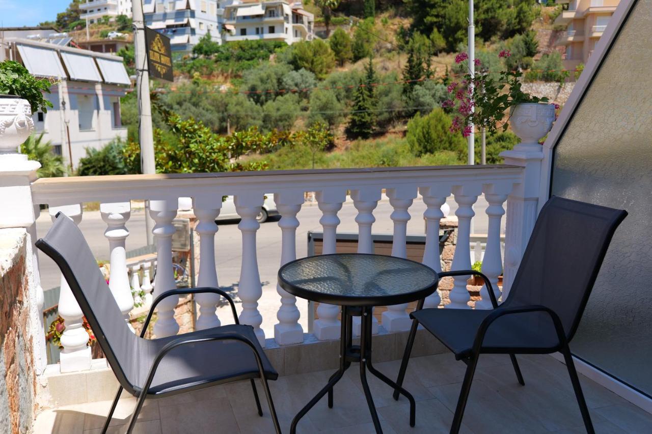 Elite Hotel Sarandë エクステリア 写真