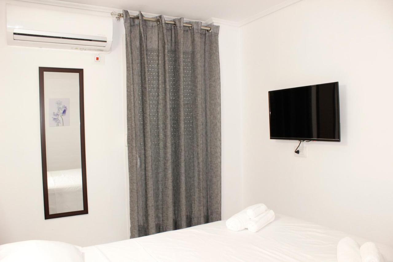 Elite Hotel Sarandë エクステリア 写真